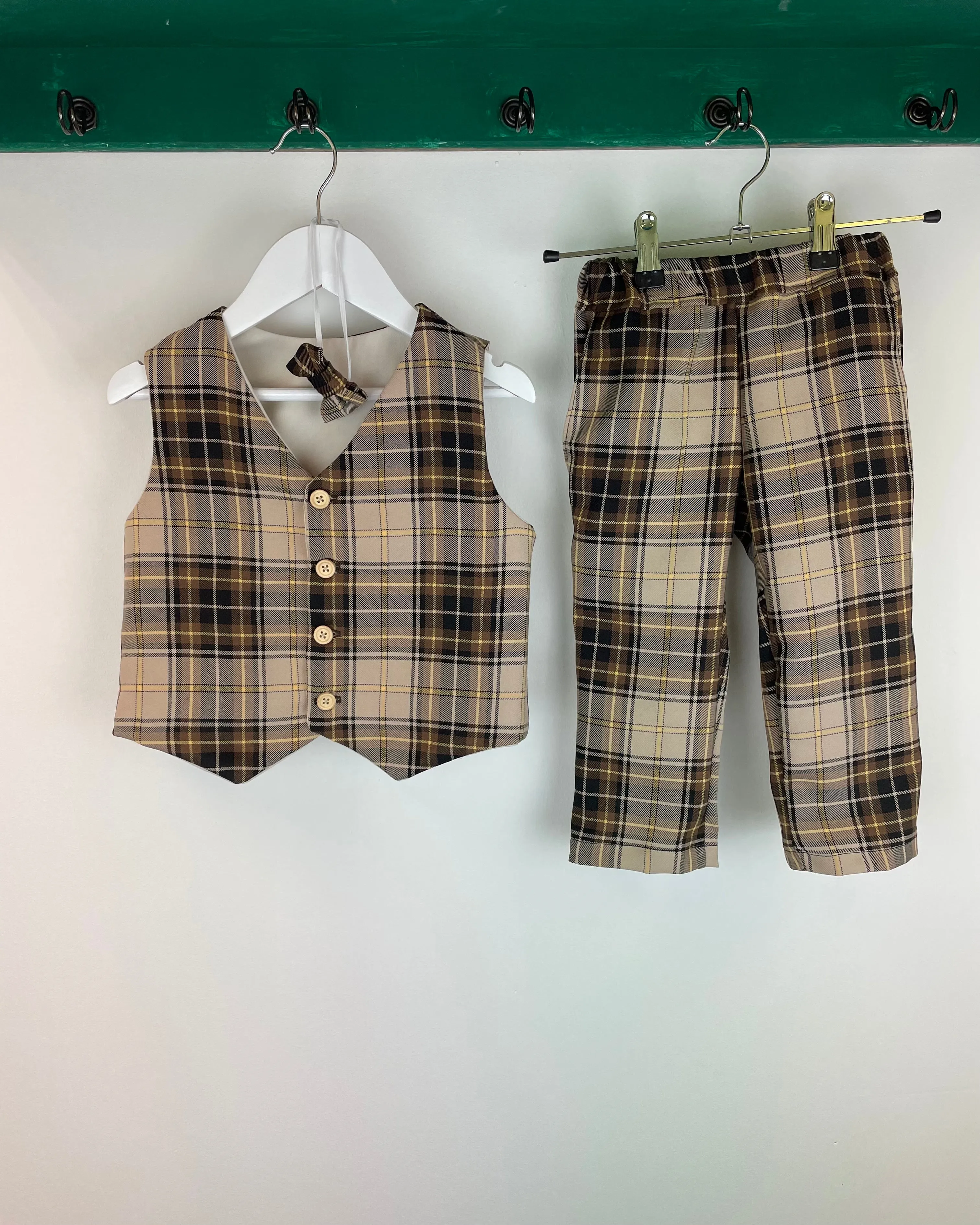 ANDIE Kids Formal Brown Tartan Set