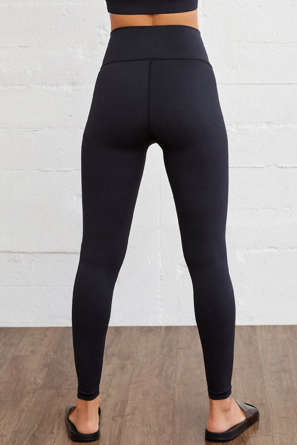 Black Arched Waist Seamless Workout/Yoga Active Leggings