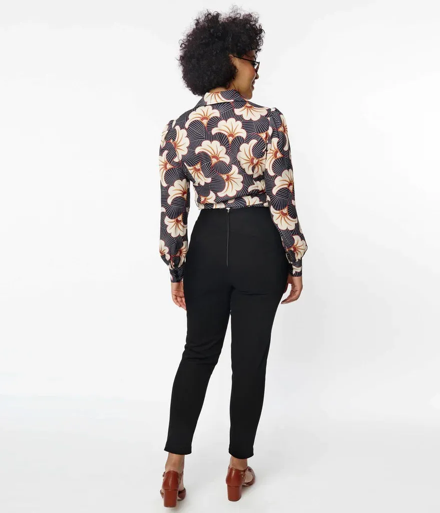 Black Cropped Pants with V-Shaped Waist