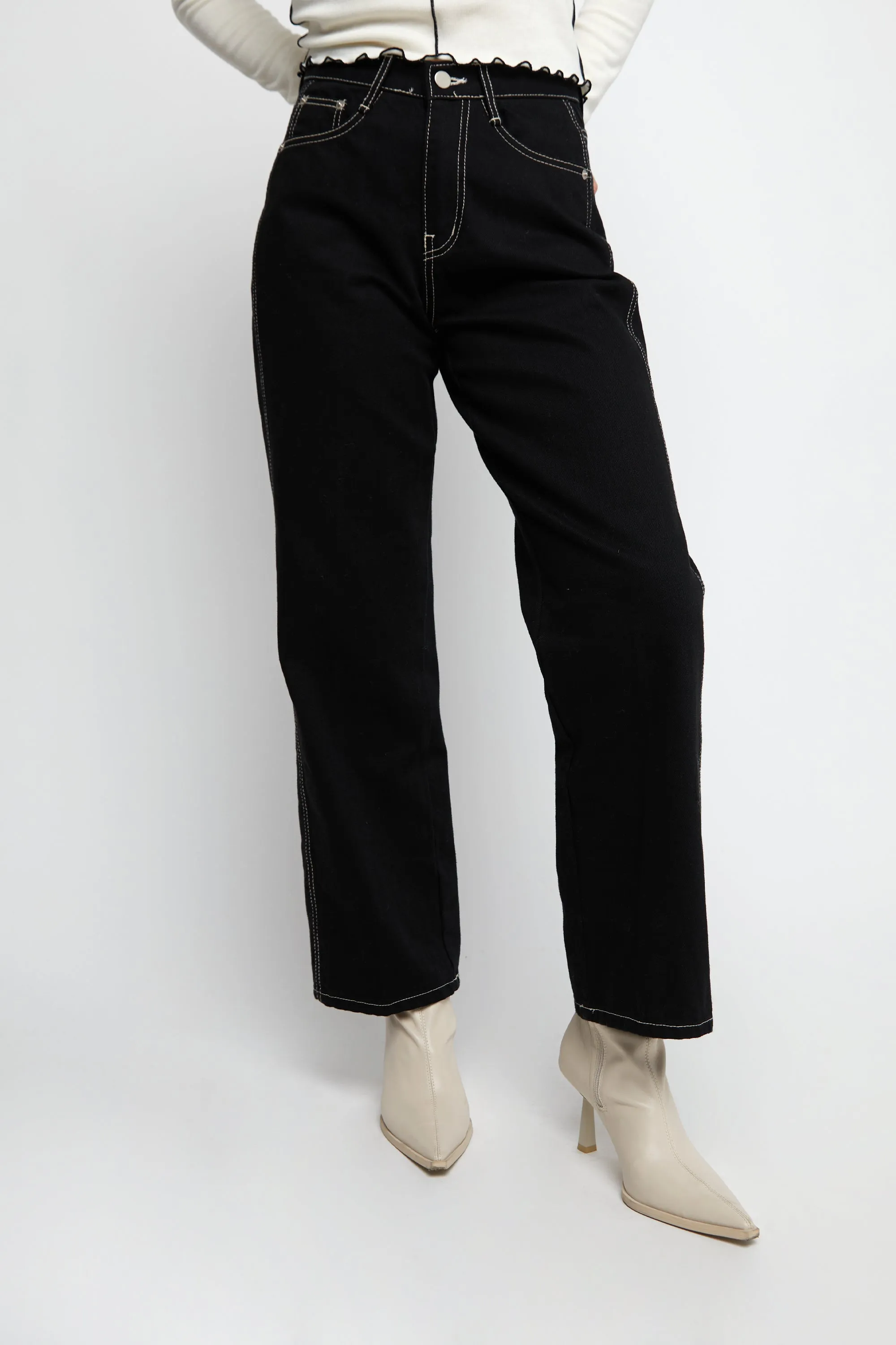 CONTRAST STITCH BLACK JEAN