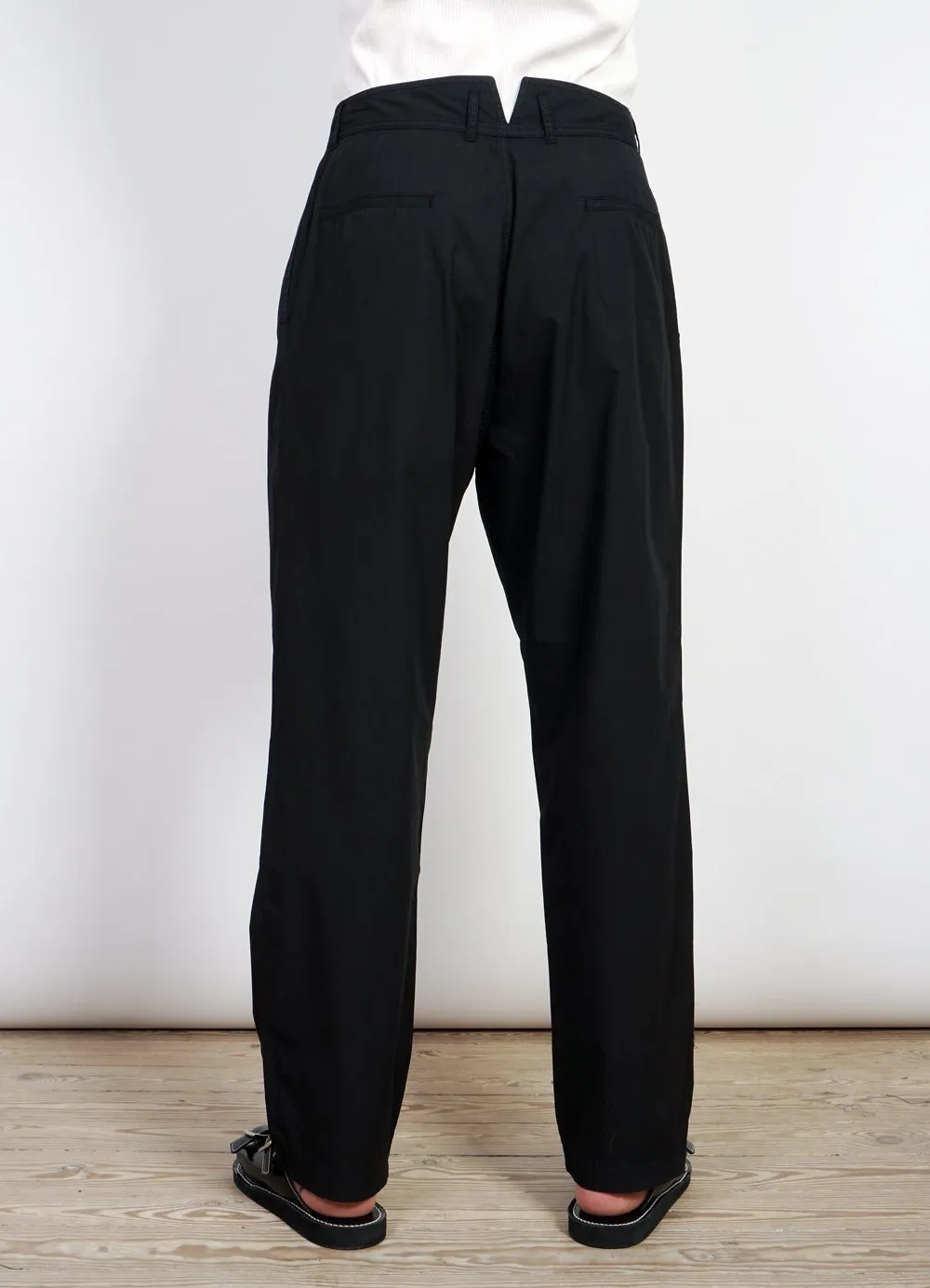 EIGIL | Light Wide Cut Summer Trousers | Black