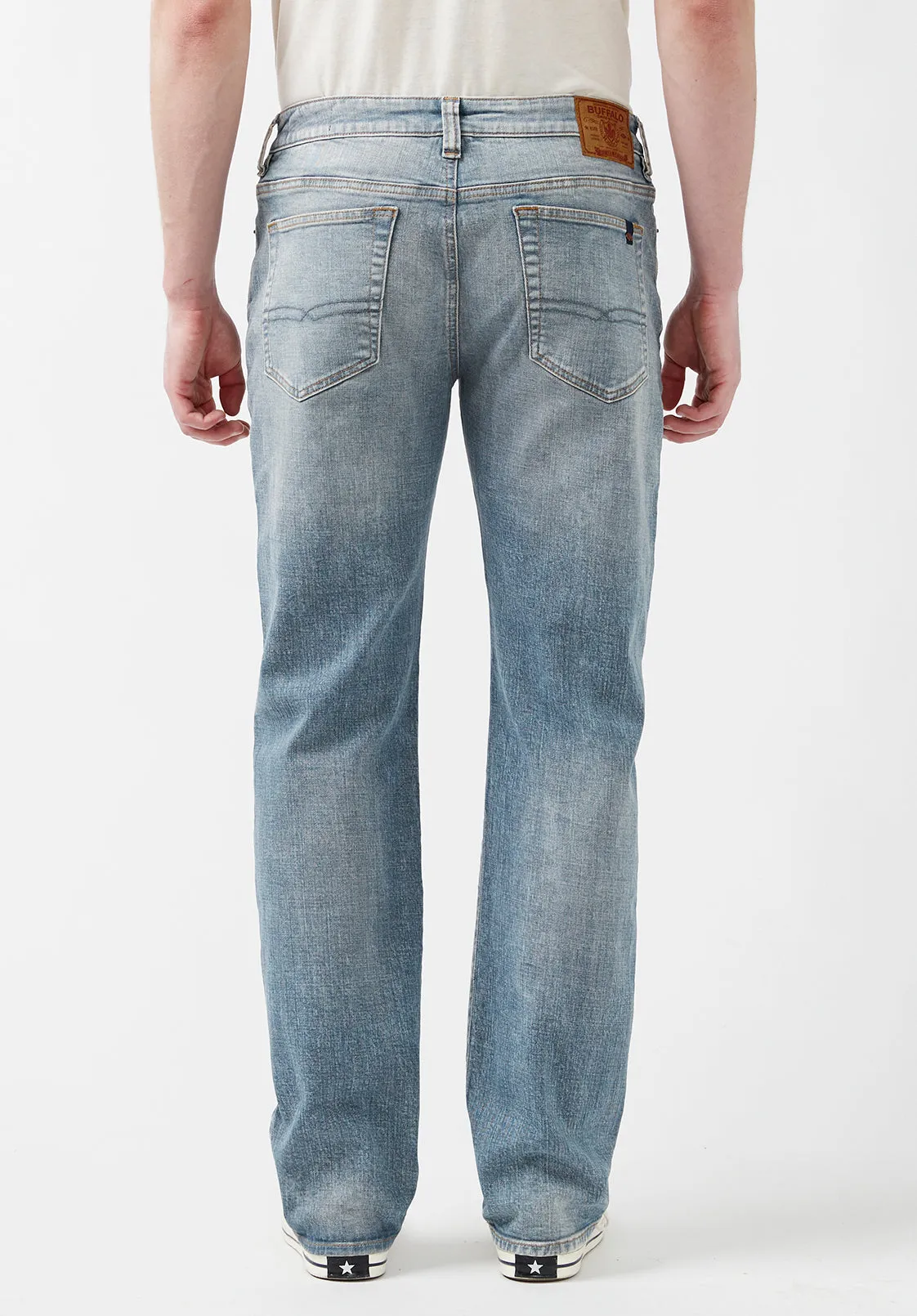 Relaxed Straight Driven Men’s Jeans in Sanded Authentic Wash - BM22907