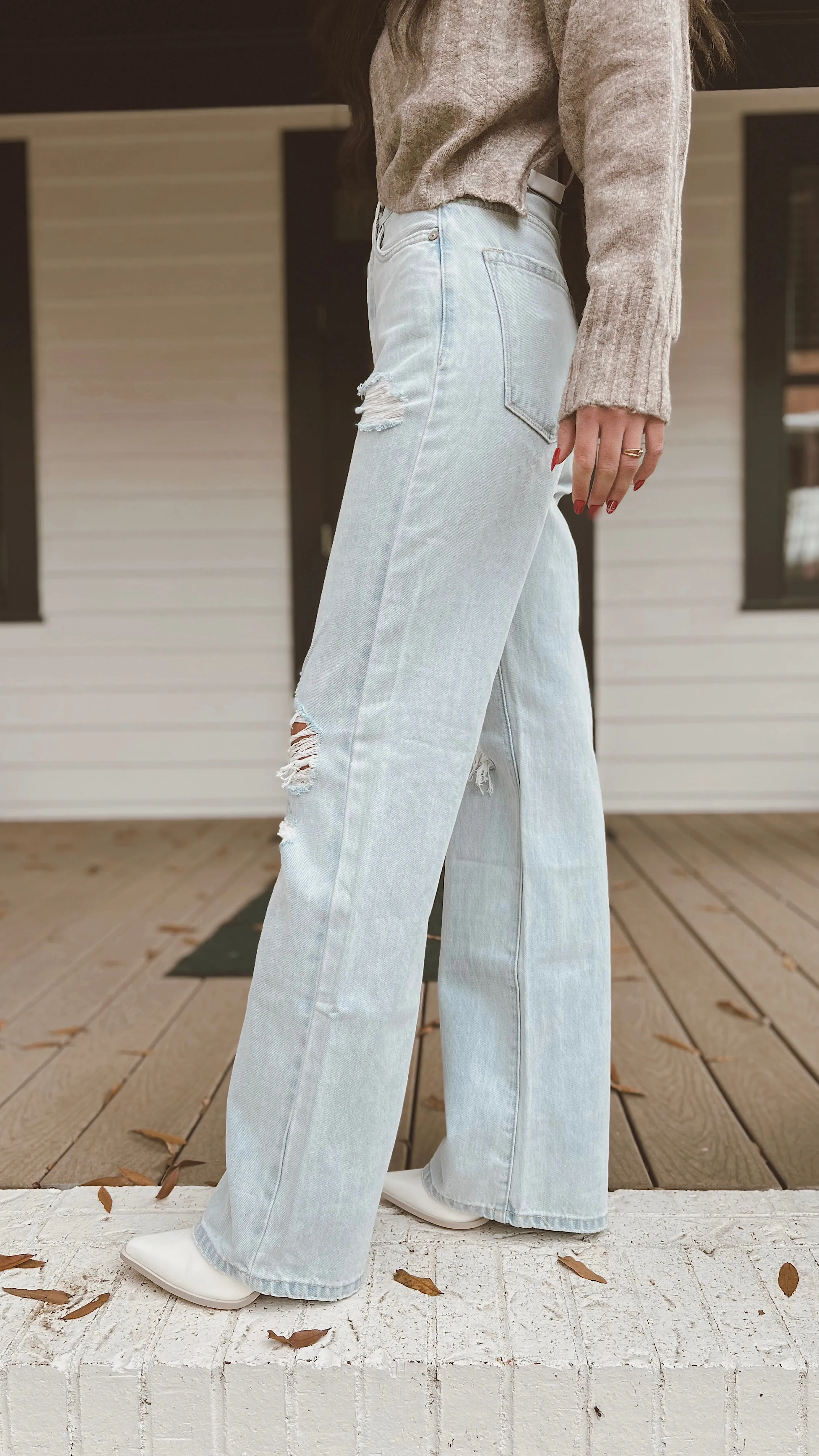 The Montana Ultra High Rise 90's Flare Jeans